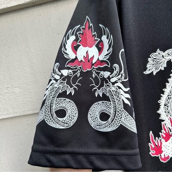 Vintage Wooden Dog Dragon Button Down Black 90s Y2k Made in USA Size Large - Picture 3 of 8